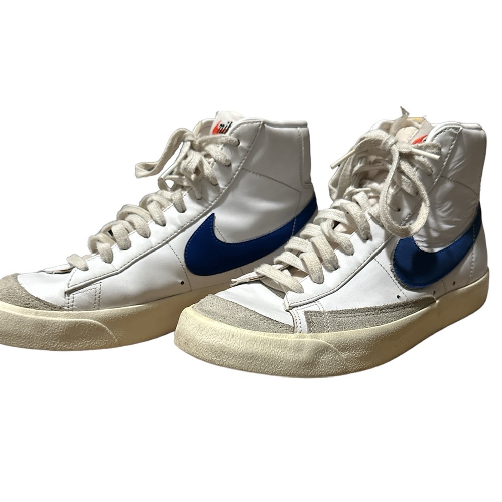 Blue blazers
